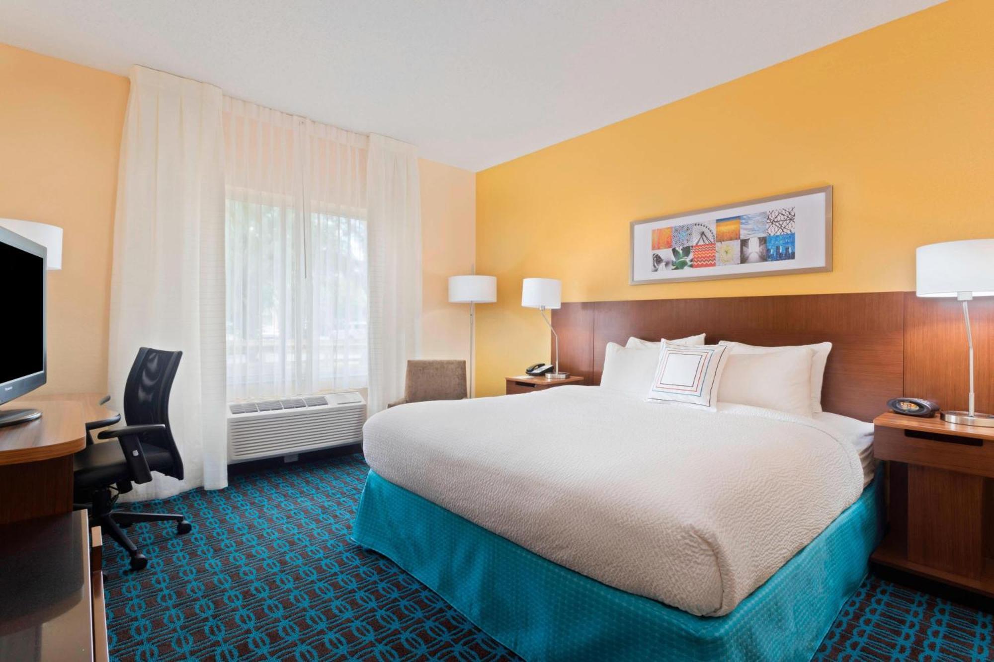 Fairfield Inn And Suites By Marriott Tampa Brandon Heartland Exterior foto
