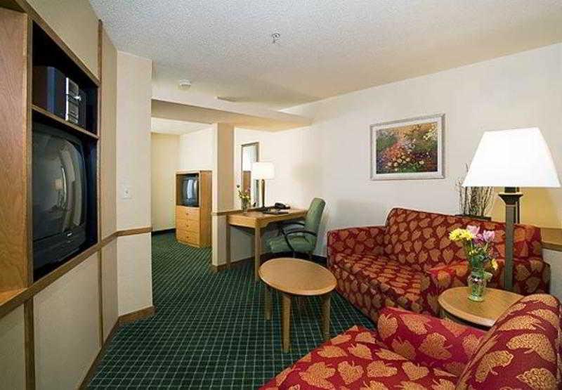 Fairfield Inn And Suites By Marriott Tampa Brandon Heartland Cameră foto