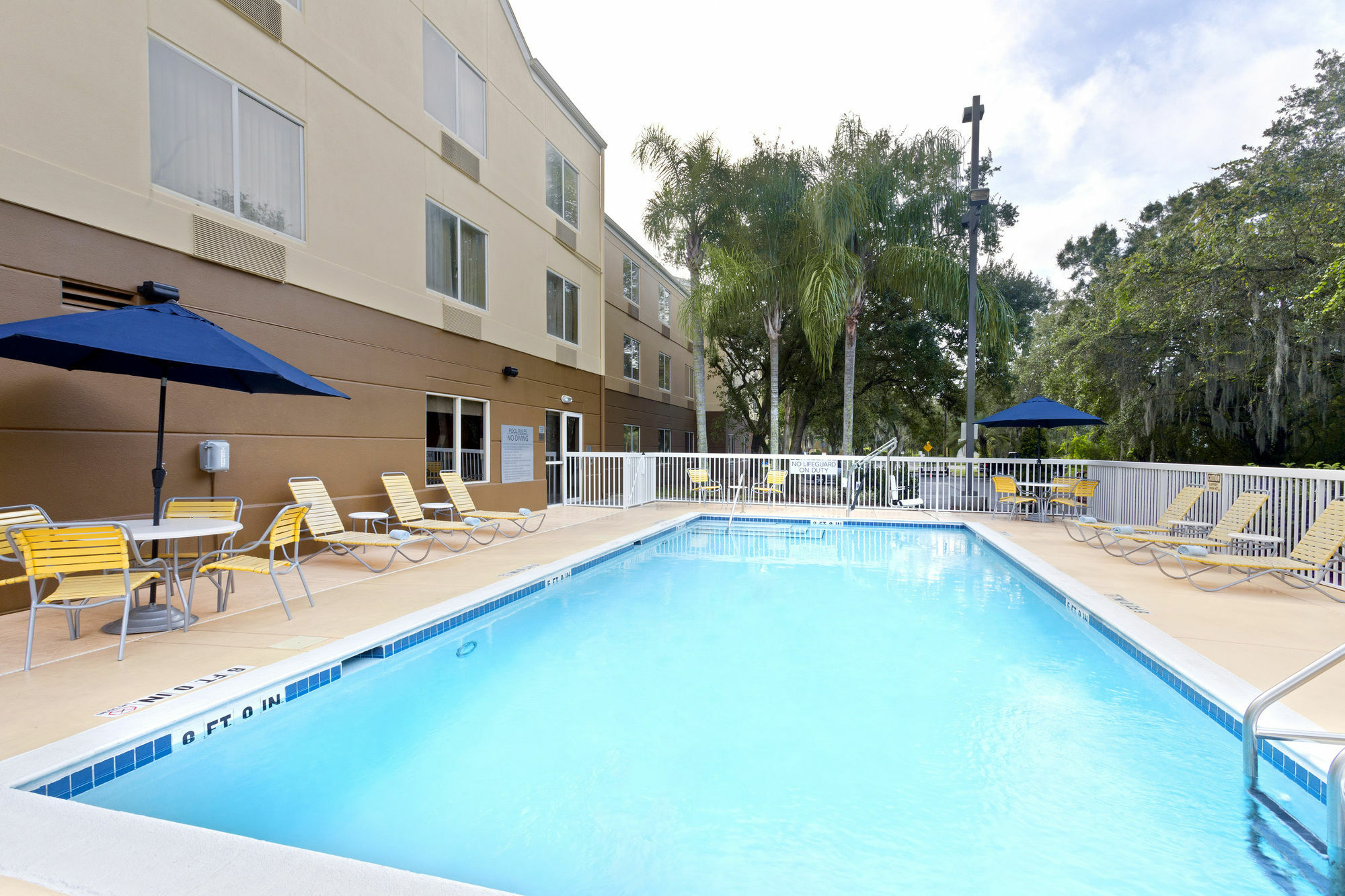 Fairfield Inn And Suites By Marriott Tampa Brandon Heartland Exterior foto